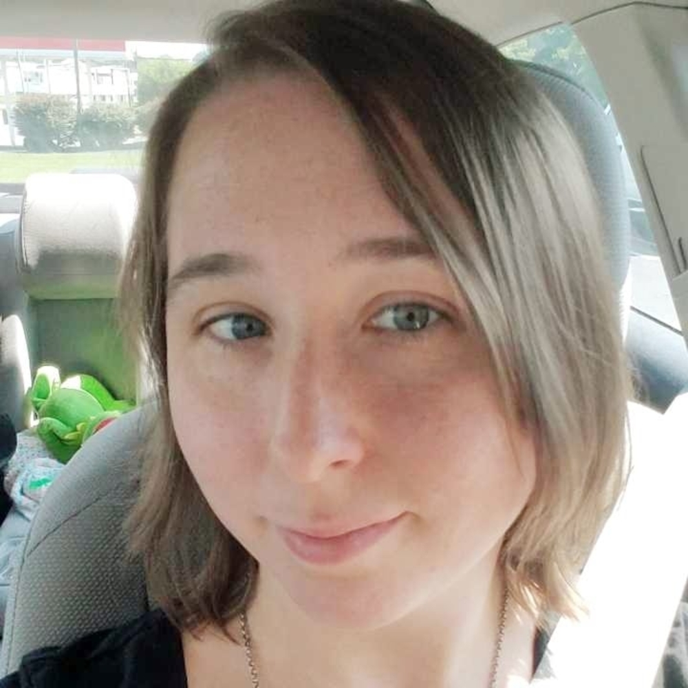 Meet your Posher, Crystal